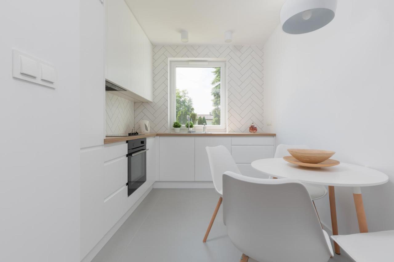 Nowe Bemowo Apartment By Renters Warsawa Bagian luar foto